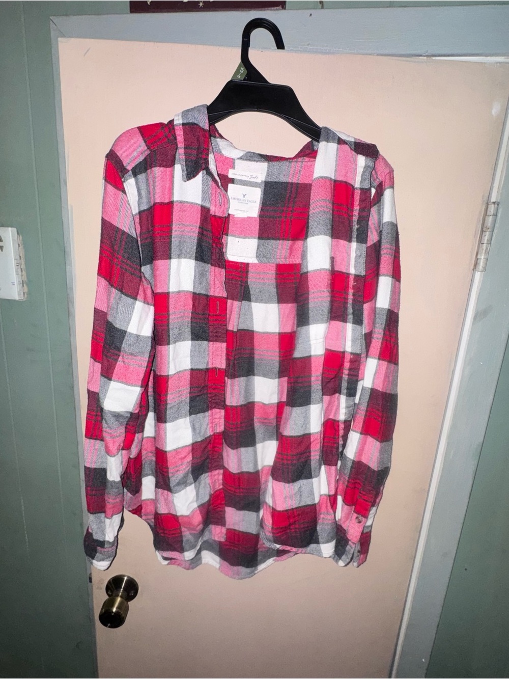 American Eagle Outfitters Red, White & Gray Plaid Button-Down Shirt